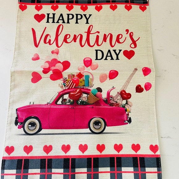 NEW Valentine's Day garden flag, Happy V day Garden flag NEW Valentine Decor - Picture 1 of 3